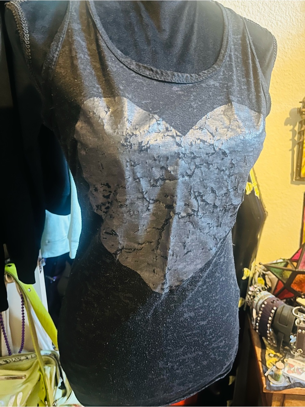 Black Women's Heart Graphic Tank Top